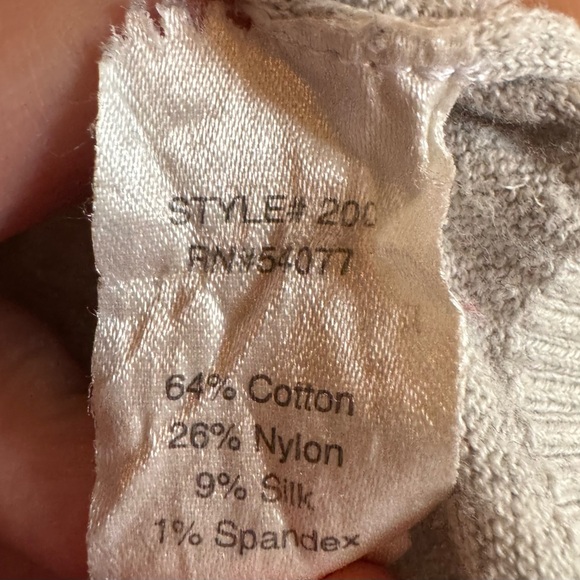 CAbi Women's Dolman Light Gray Top- Small - Picture 8 of 8